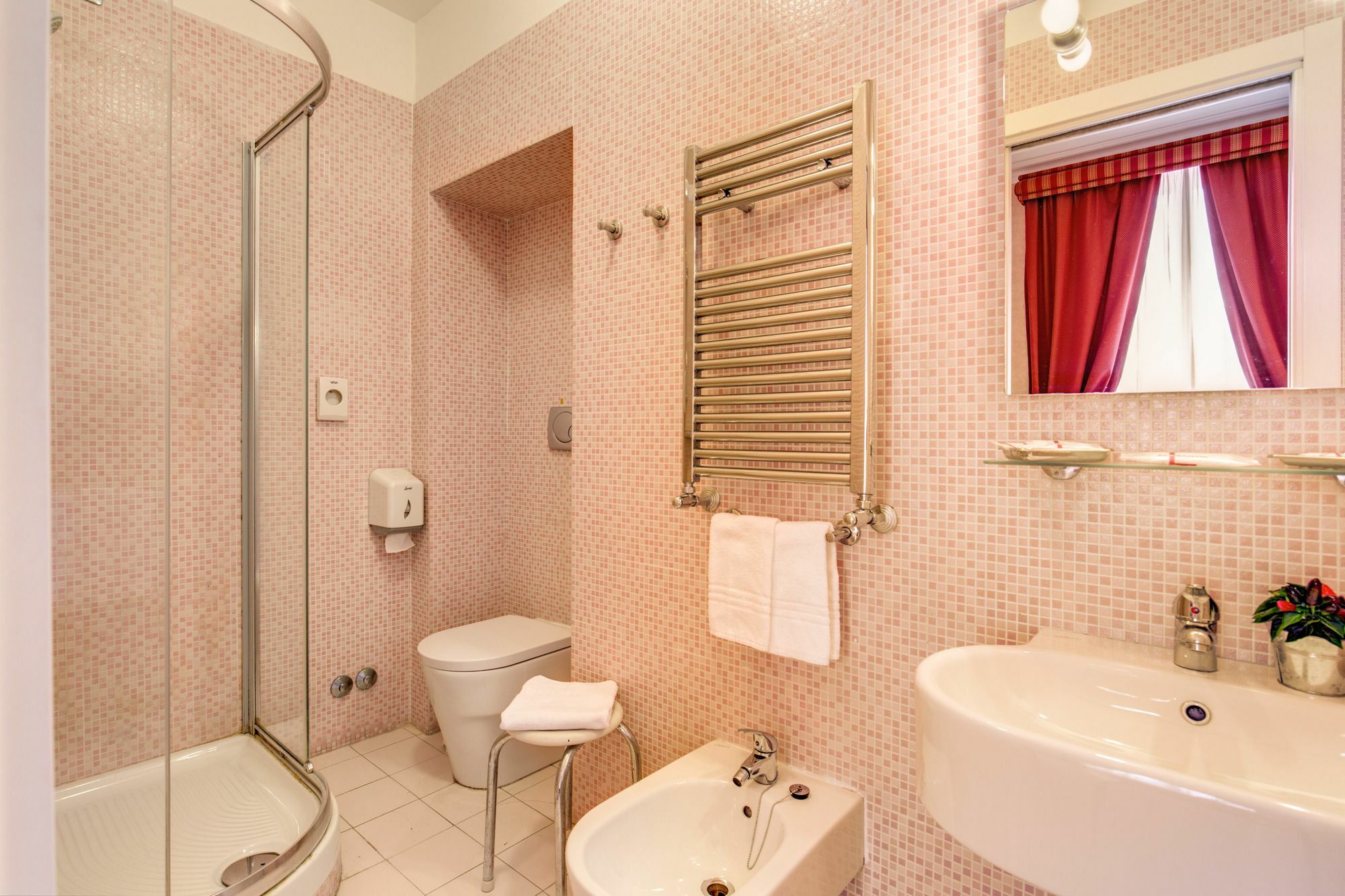 Manin Suites Lt Рим Екстериор снимка